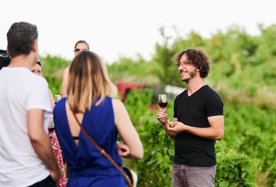 Photo Domaine L'Oiseau de passage - Association Beaujol'art - dégustation de vin à bien boire en Beaujolais BBB