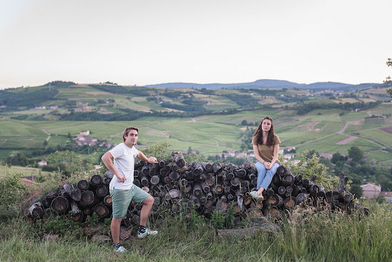 Photo Domaine des Crais - Benjamin Tissier et Andréa Vauchez - Association Beaujol'art - dégustation de vin à bien boire en Beaujolais BBB